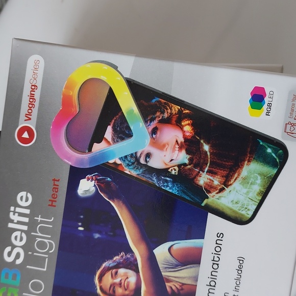 Selfie Led Light Clip - Picture 9 of 13